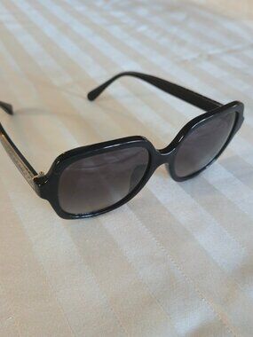 Genuine COACH Women's Sun Glasses - HC8395U CR614
